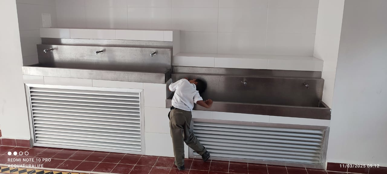 Bebedero escolar en acero inoxidable ACQUAPURALIFE
